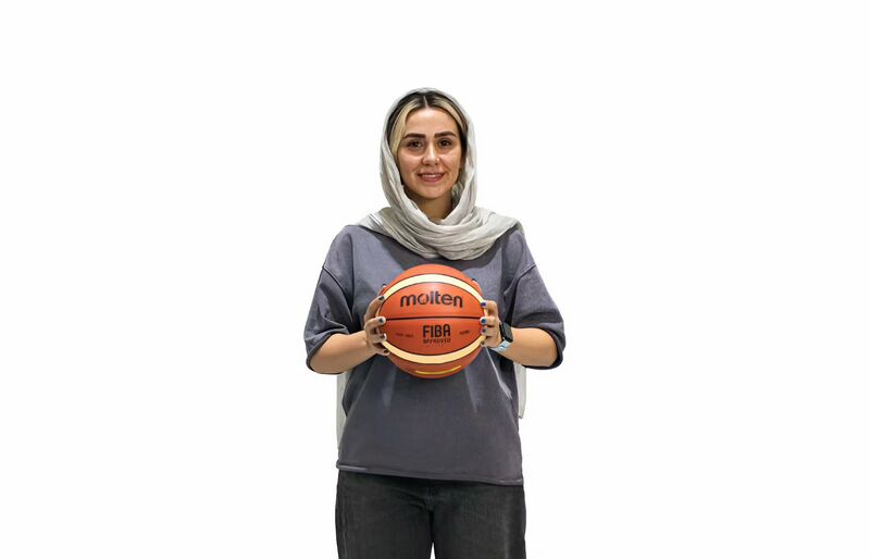 پرونده:Mitra fattahi.jpeg